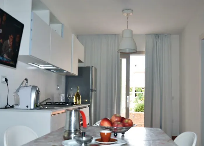 Le Perle Dell'isola * Isola Rossa